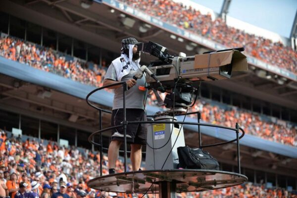 how-much-do-nfl-cameraman-make-nfl-cameraman-salary-2023