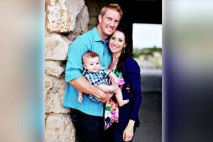 Meet Sara Ordway, Joel Klatt Wife, A Demanding Content Writer And A ...