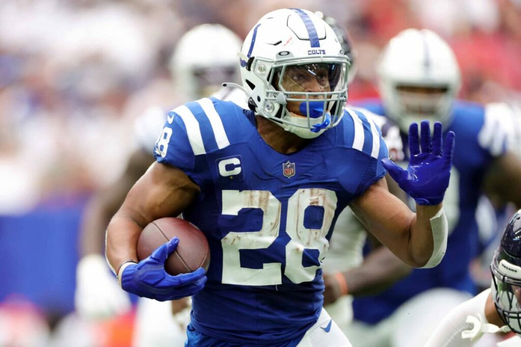 Report: Steelers Interested in Trading for Colts RB Jonathan Taylor