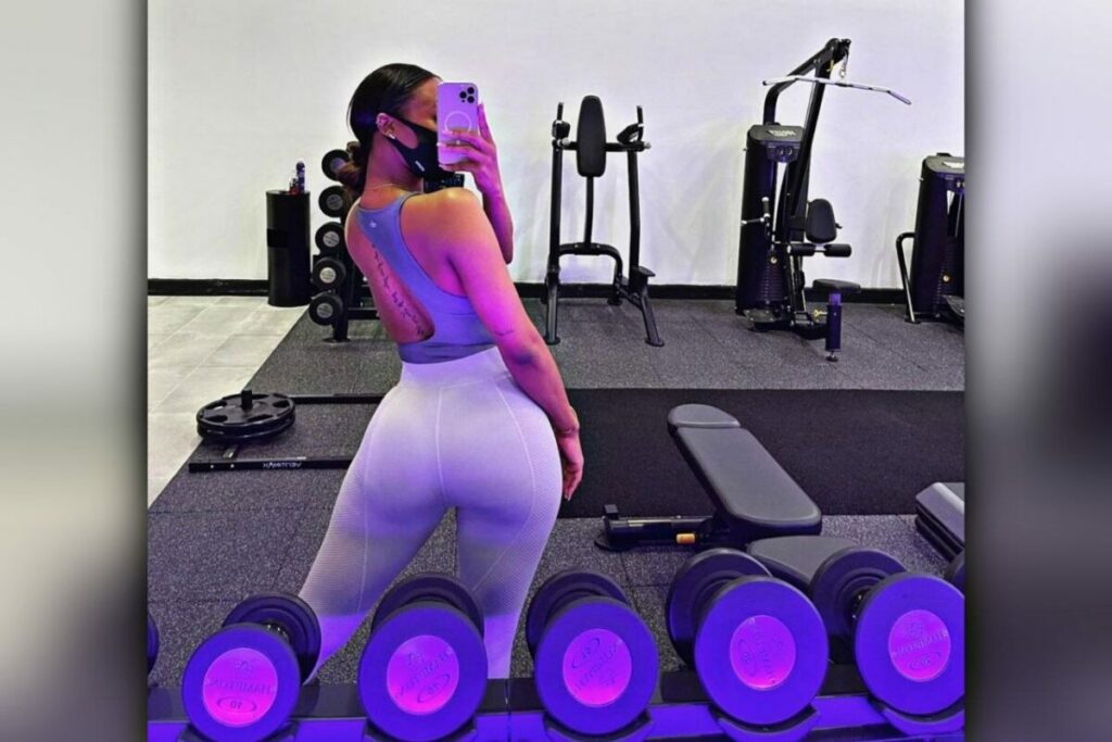 Kayla nicole at gym