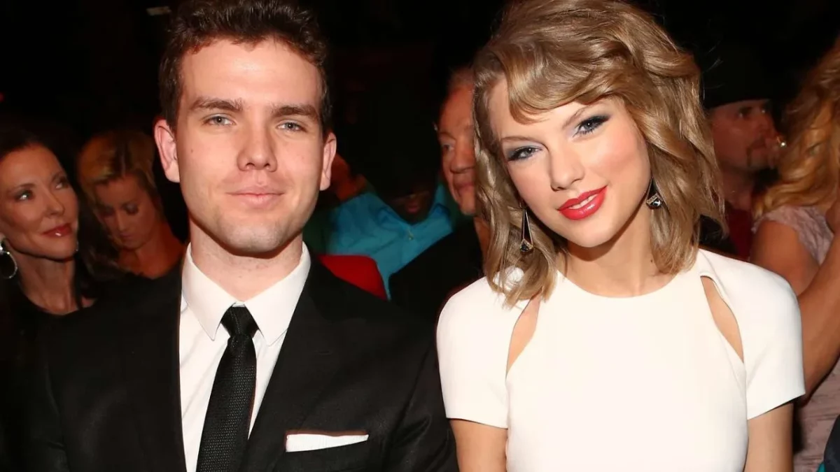 Taylor Swift with her Brother Austin Swift