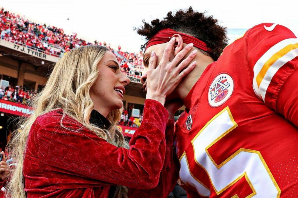 Brittany Mahomes and Patrick Mahomes