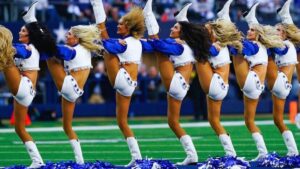 How much do Dallas Cowboys cheerleaders make?